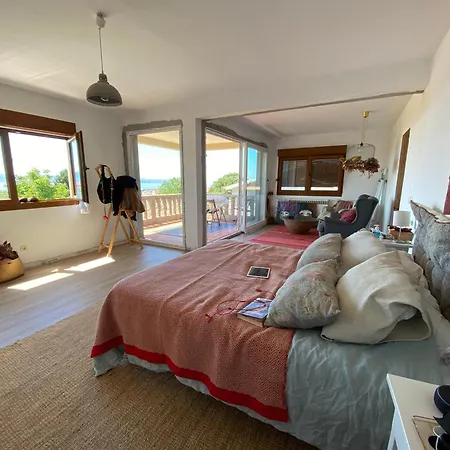 Casa Grande Piscina En Holiday home *